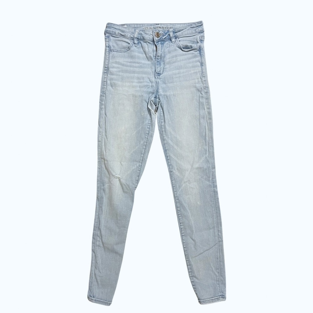 American Eagle light wash jeans, decent condition, small rips in thigh area